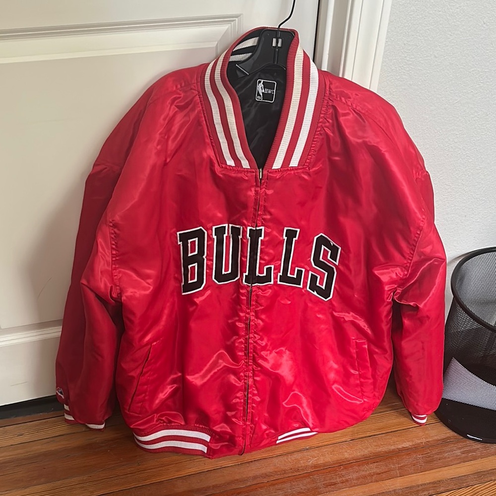 Vintage Hardwood Classics reversible Chicago Bulls jacket